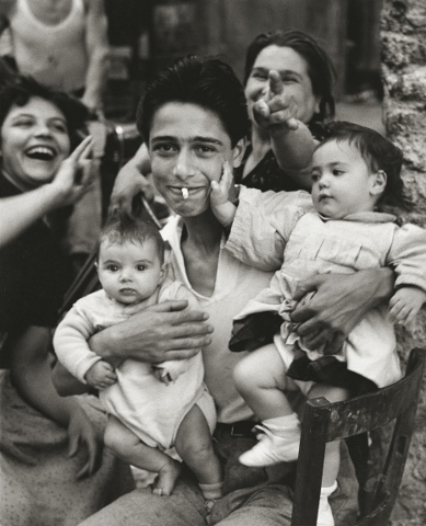 Herbert List - The magical in passing